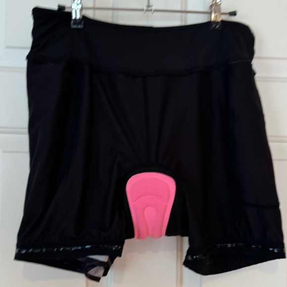 BIKEWA Cycling/Biking Padded Shorts, XL - Picture 6 of 14